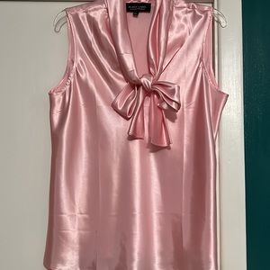 EUC Pink Bow Tie Detail Sleeveless Blouse Black Label by Evan Picone Size L